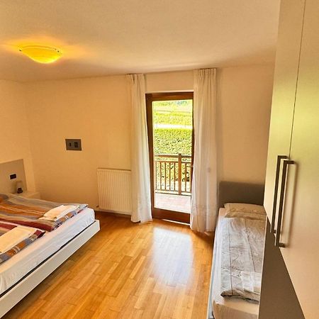Residenza Arcobaleno Aparthotel Tenno Buitenkant foto