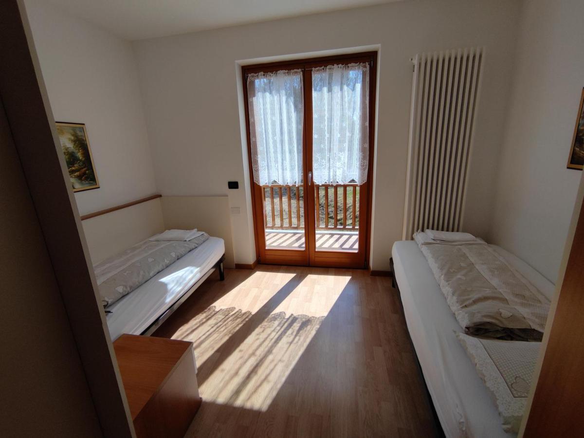 Residenza Arcobaleno Aparthotel Tenno Buitenkant foto